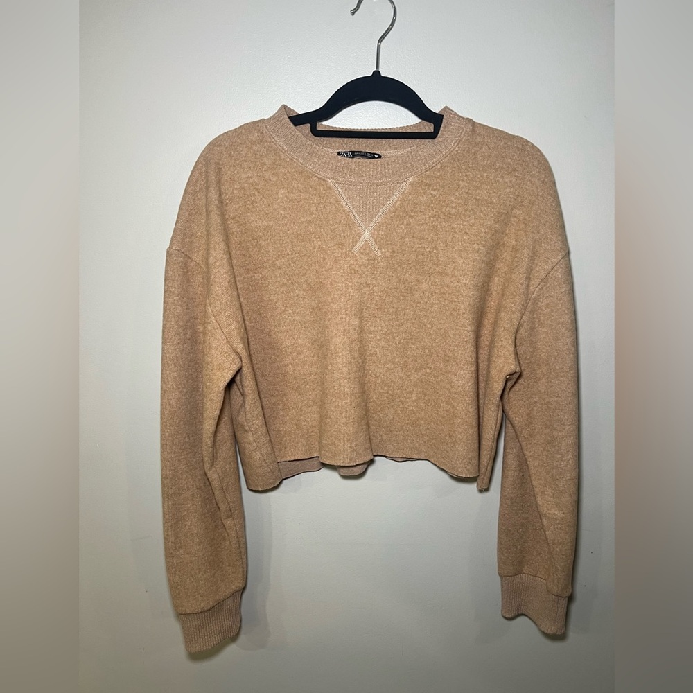 Zara cropped sweater in tan colour